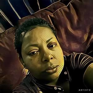 Meet your Posher, Latoya